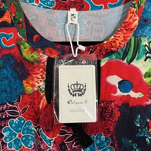 Dai yuan li - Multicolor Floral Long Sleeve Dress - Picture 5 of 8